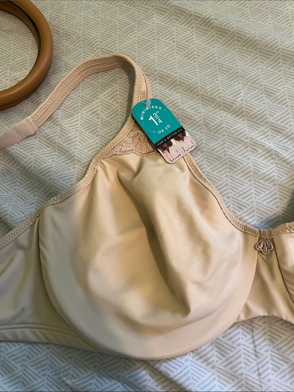 Bali Smooth Underwire Bra in Light Nude